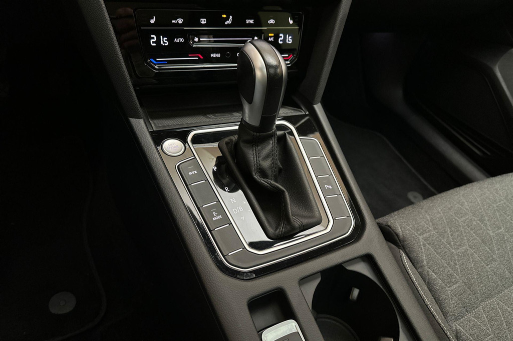 Volkswagen Passat (KDD69B) met abonnement