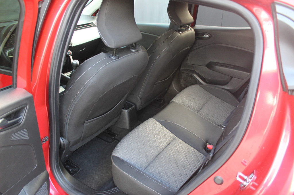 Renault Clio (S962FK) met abonnement