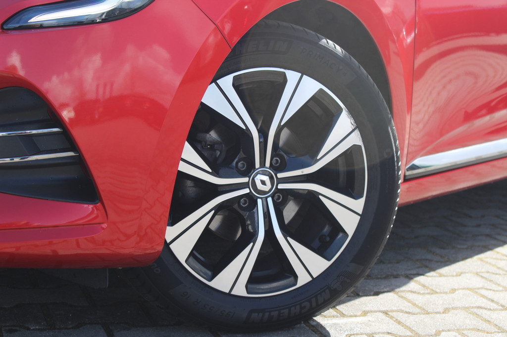 Renault Clio (S962FK) met abonnement