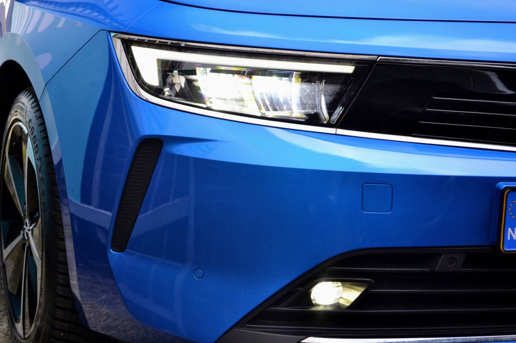 Opel Astra (R182XN) met abonnement