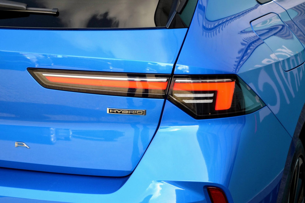 Opel Astra (R182XN) met abonnement