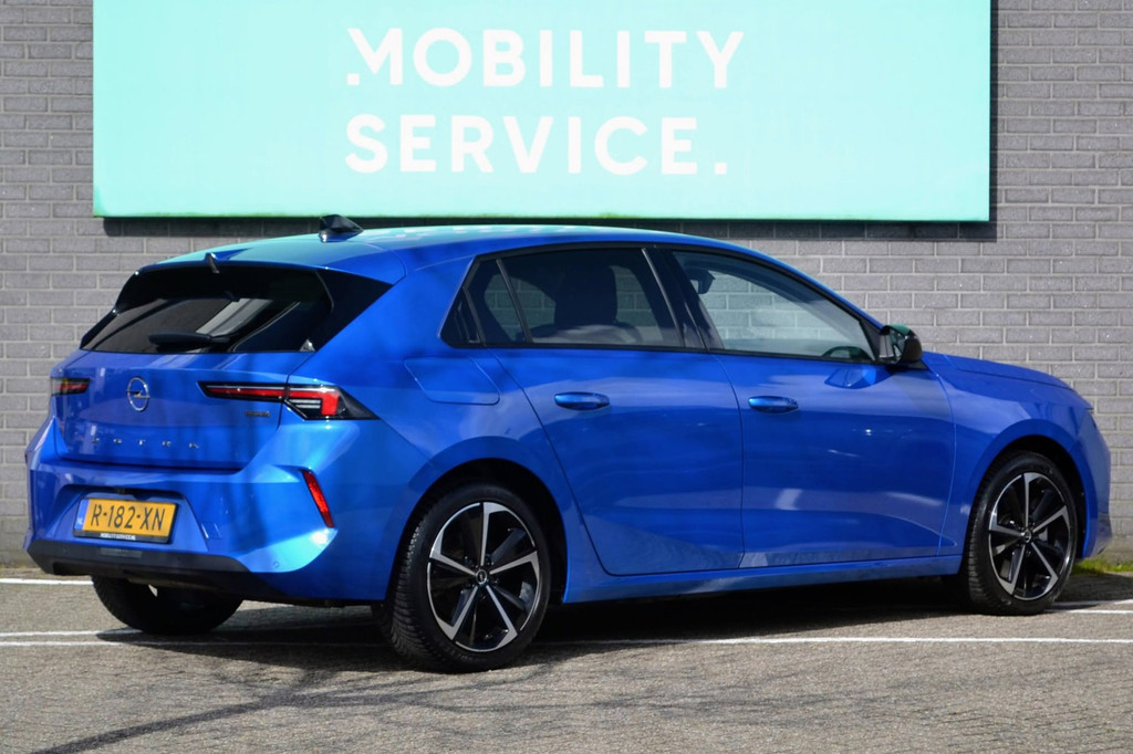 Opel Astra (R182XN) met abonnement