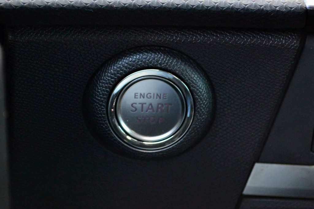 Opel Astra (R182XN) met abonnement