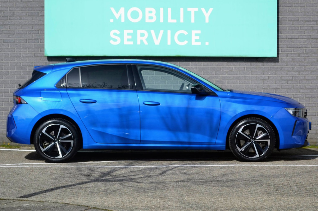 Opel Astra (R182XN) met abonnement