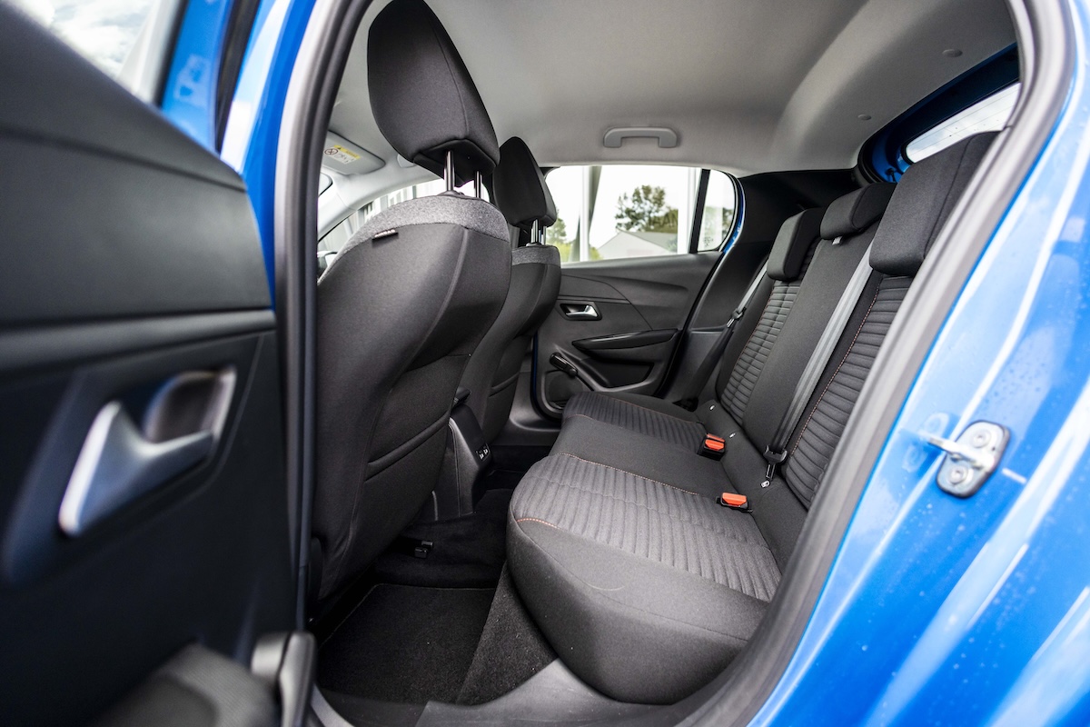 Peugeot e-208 (SHORTLEASE-E-208) met abonnement