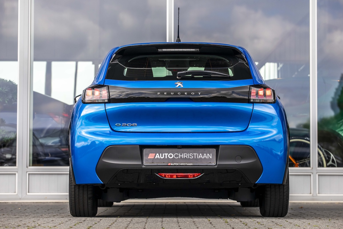 Peugeot e-208 (SHORTLEASE-E-208) met abonnement
