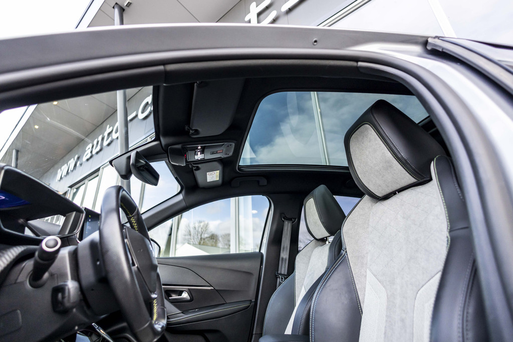 Peugeot e-208 (J360NN) met abonnement