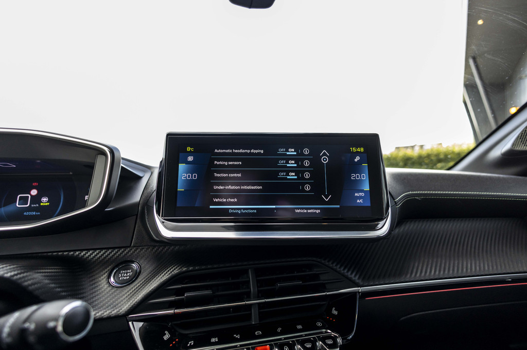 Peugeot e-208 (J360NN) met abonnement