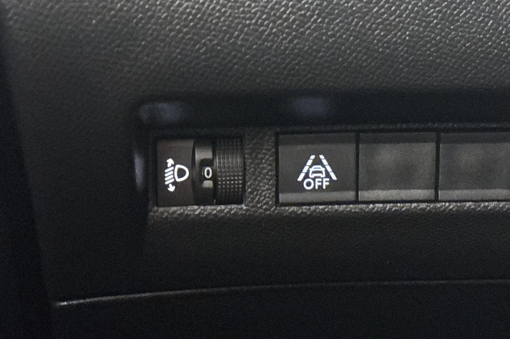 Peugeot 2008 (N914TX) met abonnement
