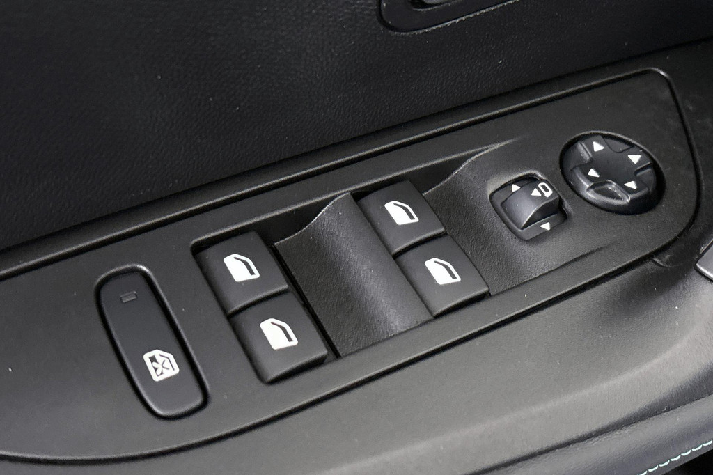Peugeot 2008 (N914TX) met abonnement