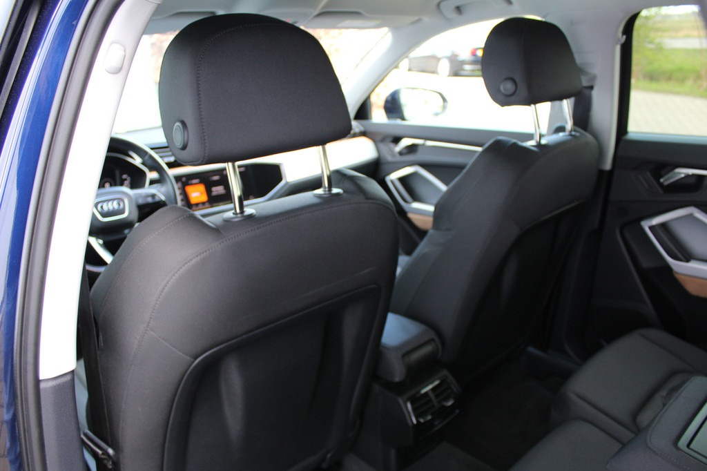 Audi Q3 (JKL17F) met abonnement