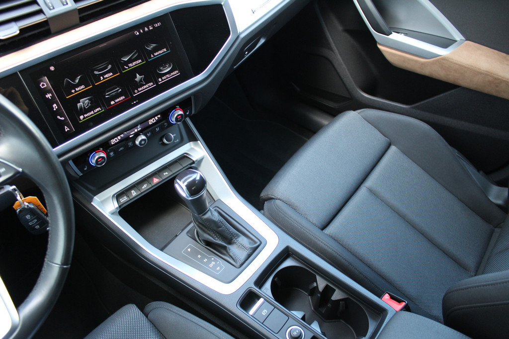 Audi Q3 (JKL17F) met abonnement