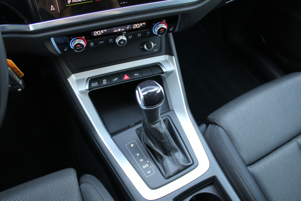 Audi Q3 (JKL17F) met abonnement