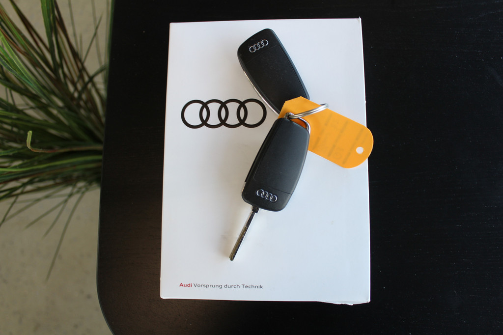 Audi Q3 (JKL17F) met abonnement