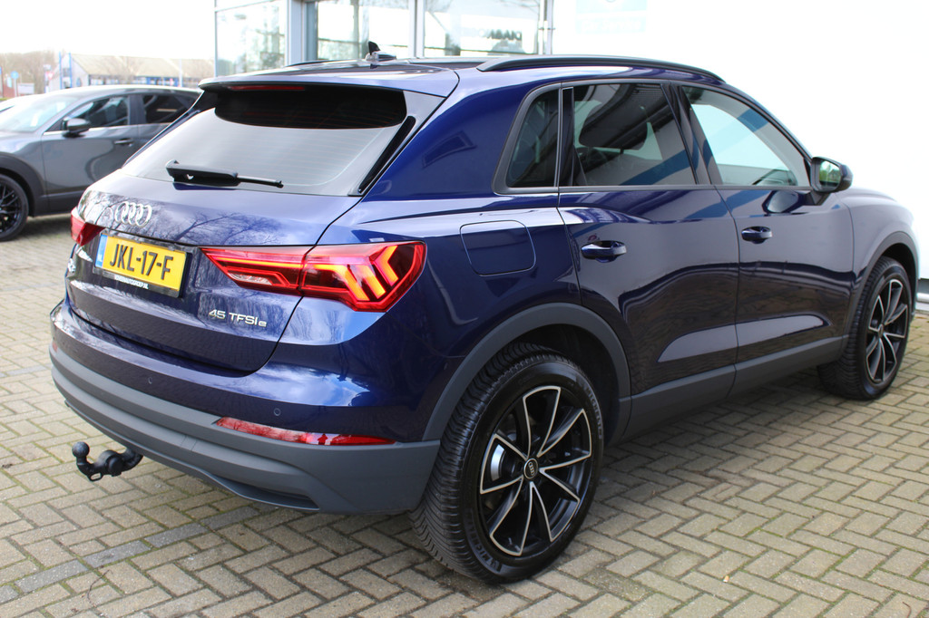 Audi Q3 (JKL17F) met abonnement