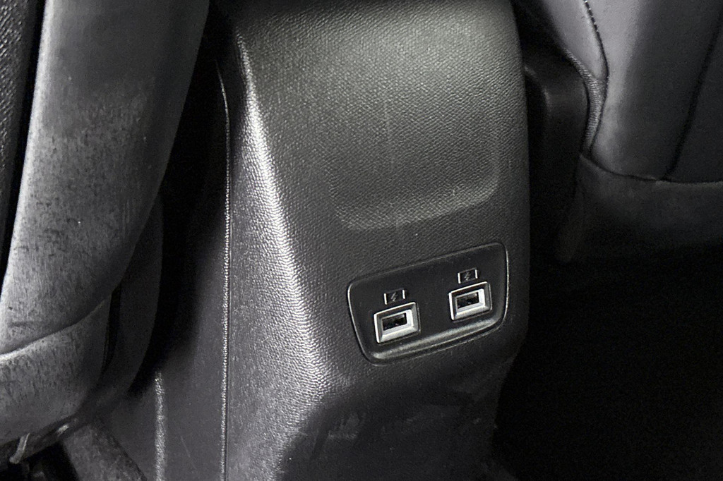 Peugeot 208 (P296BB) met abonnement