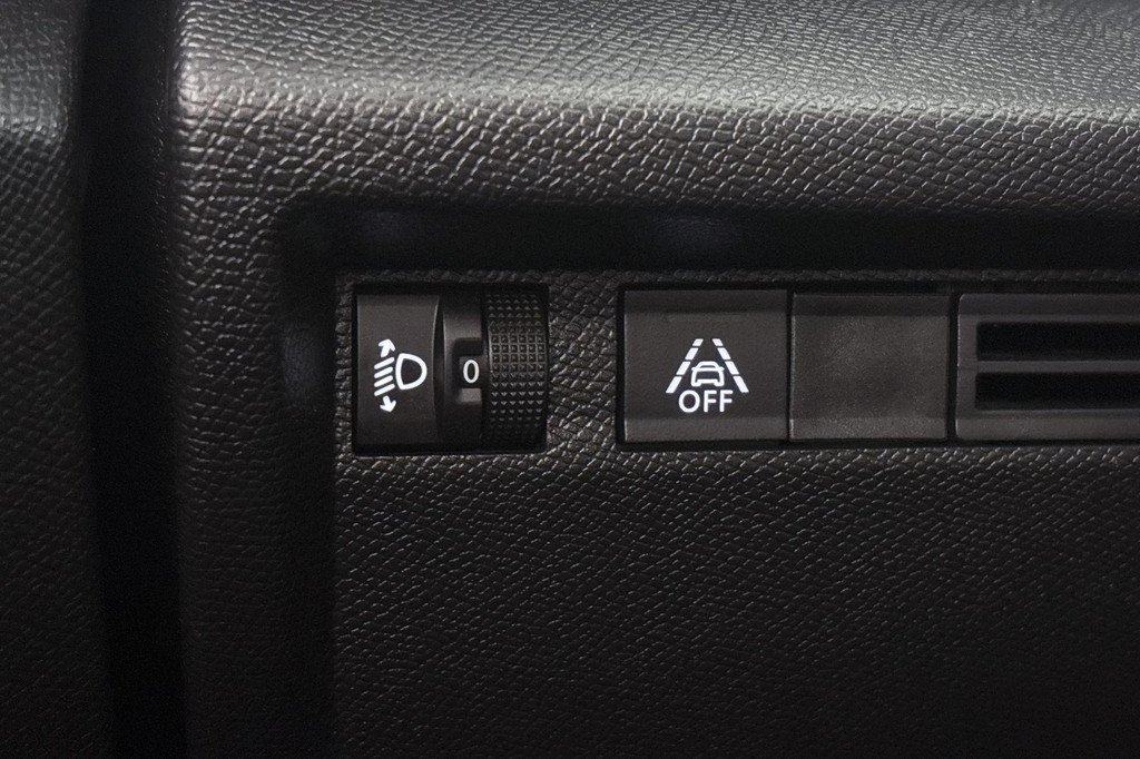 Citroën Ë-C4 (Z341RJ) met abonnement