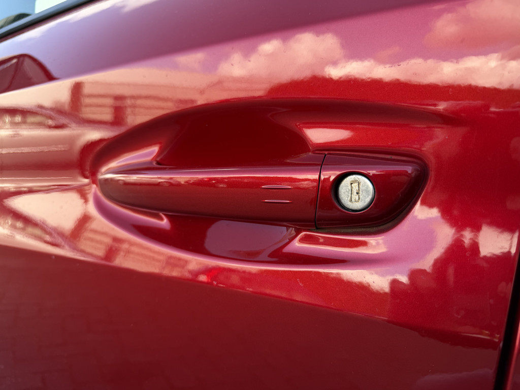 Peugeot e-208 (S883LZ) met abonnement