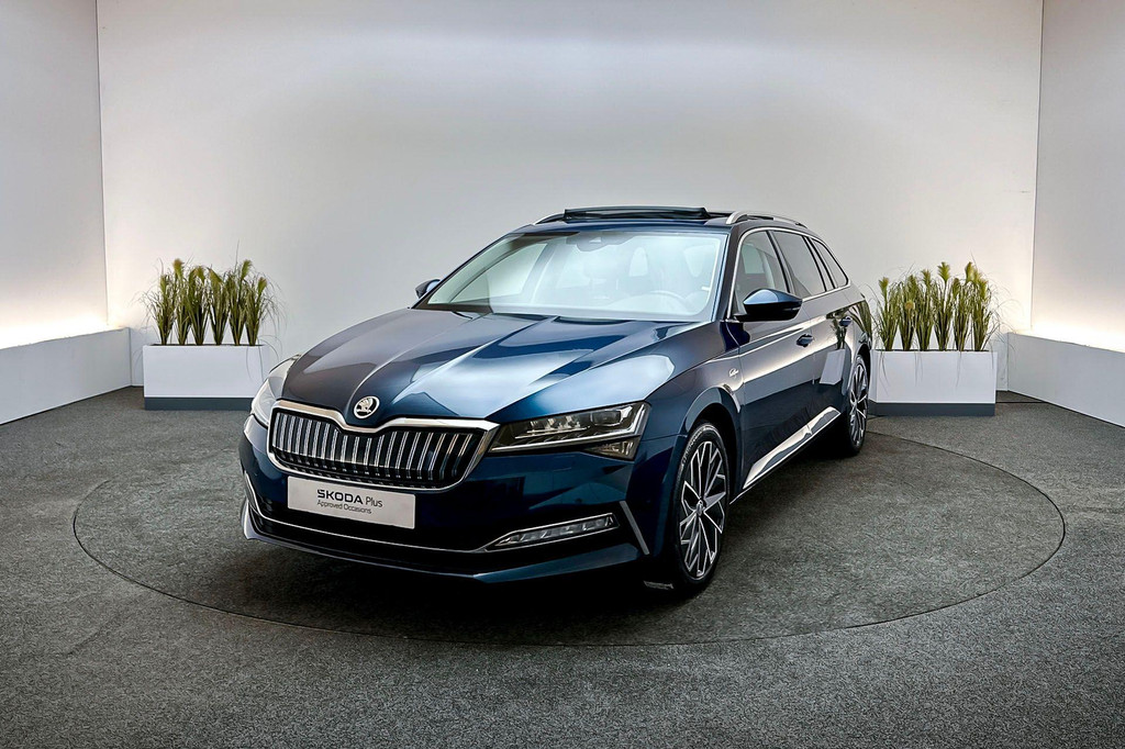 ŠKODA Superb (KDH16F) met abonnement