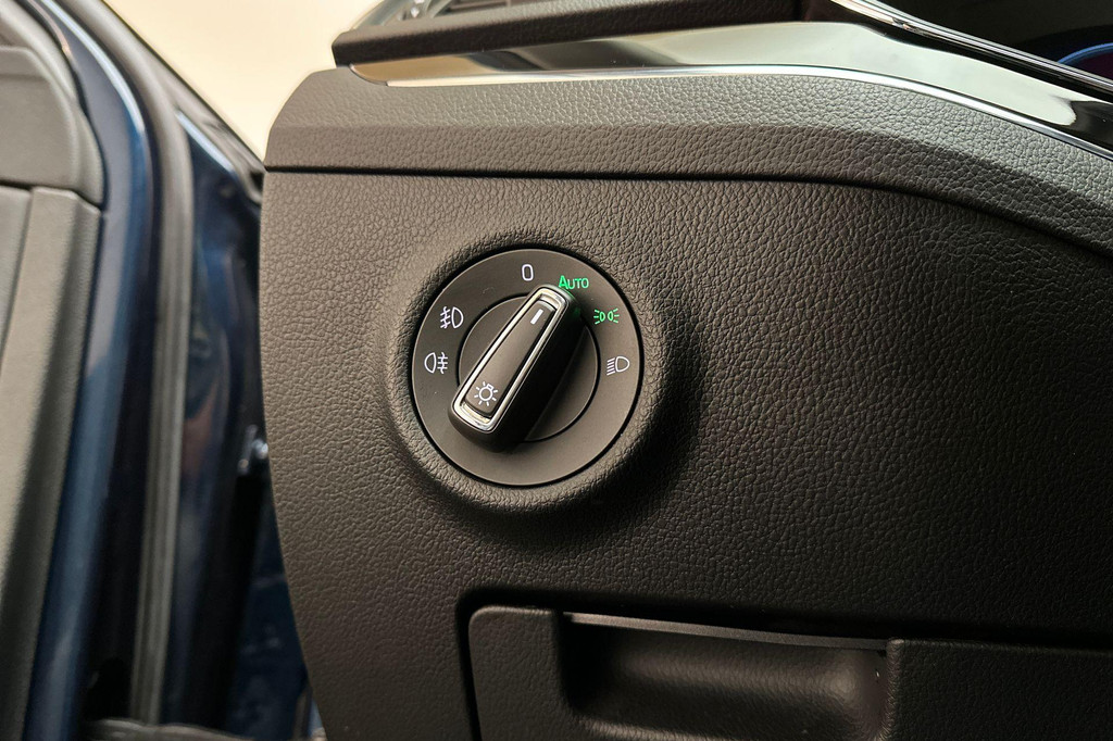 ŠKODA Superb (KDH16F) met abonnement