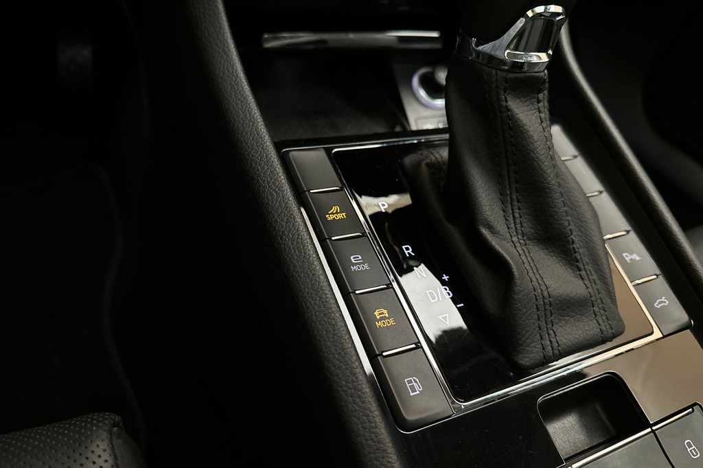 ŠKODA Superb (KDH16F) met abonnement