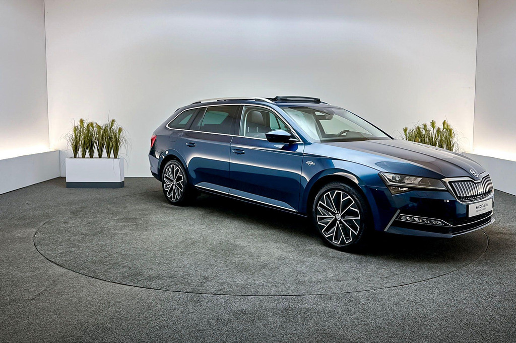 ŠKODA Superb (KDH16F) met abonnement