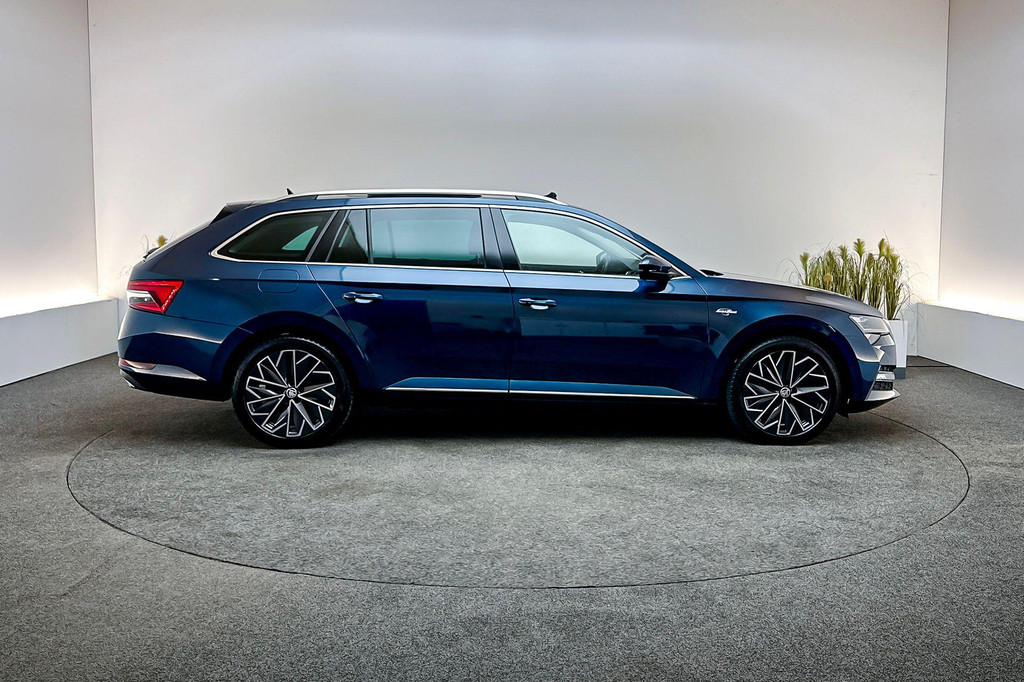 ŠKODA Superb (KDH16F) met abonnement