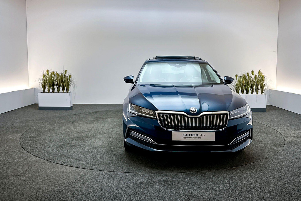ŠKODA Superb (KDH16F) met abonnement