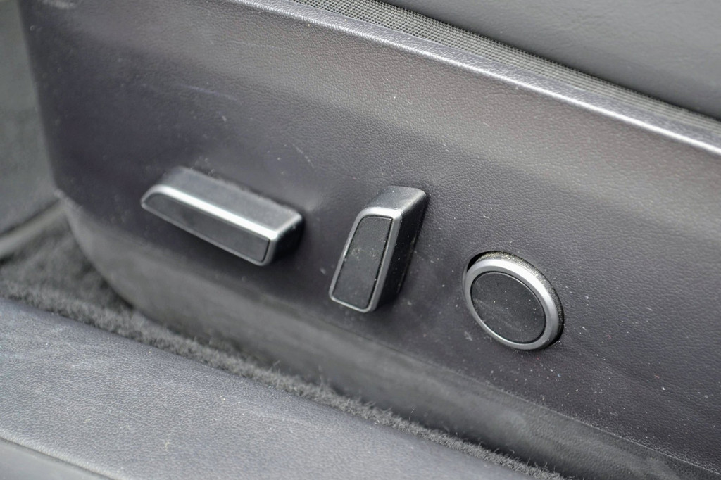 Tesla Model 3 AWD (K928FS) met abonnement