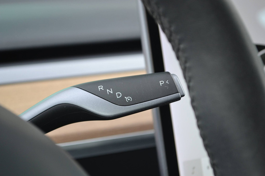 Tesla Model 3 AWD (K928FS) met abonnement