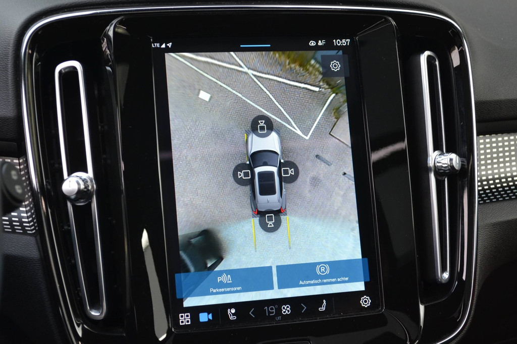 Volvo XC40 (K808FP) met abonnement