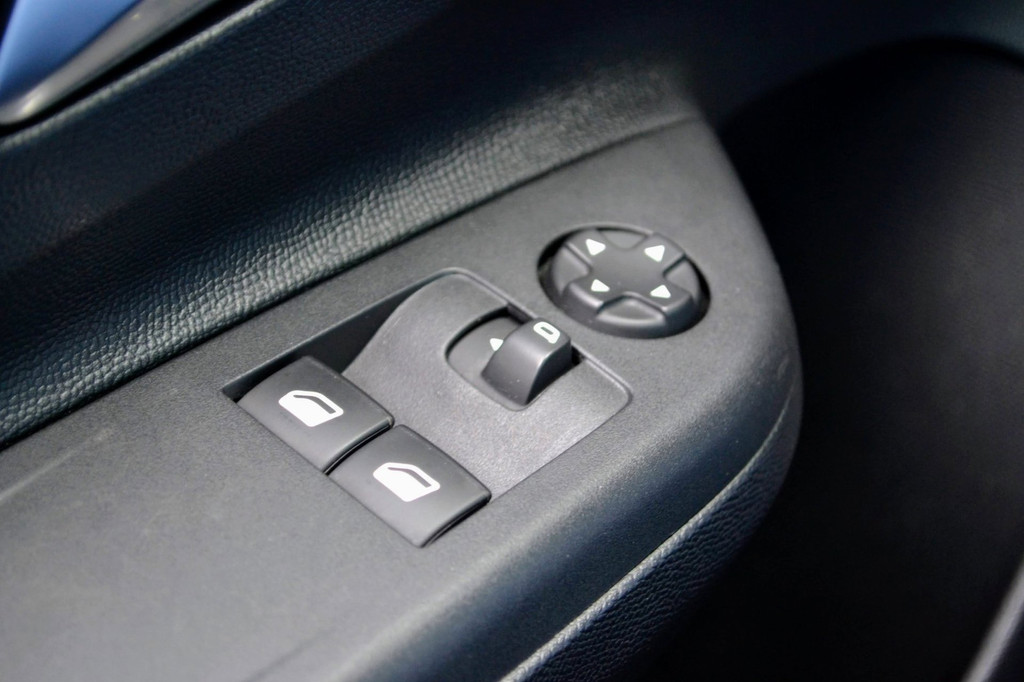 Opel CORSA-E (N256RS) met abonnement