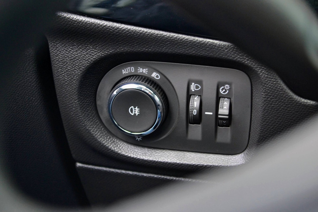 Opel CORSA-E (N256RS) met abonnement