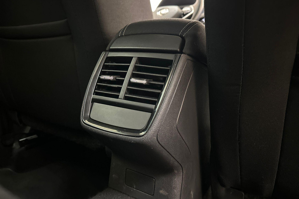 ŠKODA Kamiq (N856SN) met abonnement