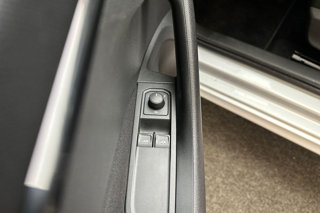 ŠKODA Kamiq (N856SN) met abonnement