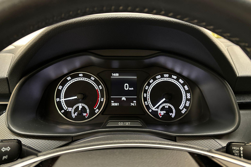 ŠKODA Kamiq (N856SN) met abonnement