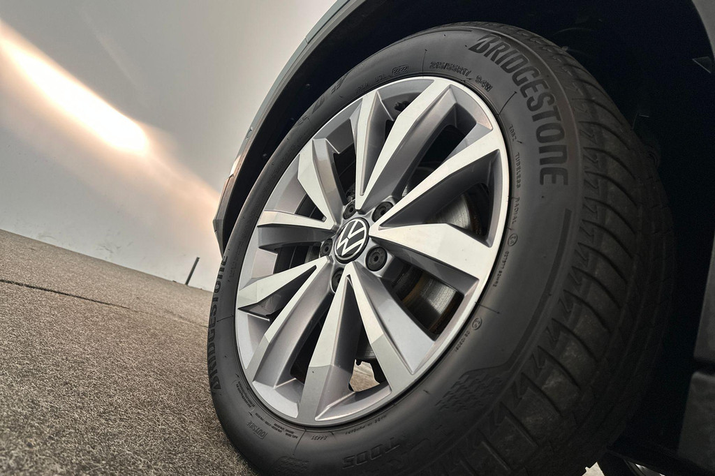 Volkswagen T-Roc Cabrio (J307XB) met abonnement