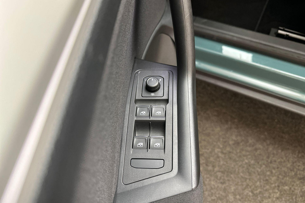 Volkswagen T-Roc Cabrio (J307XB) met abonnement