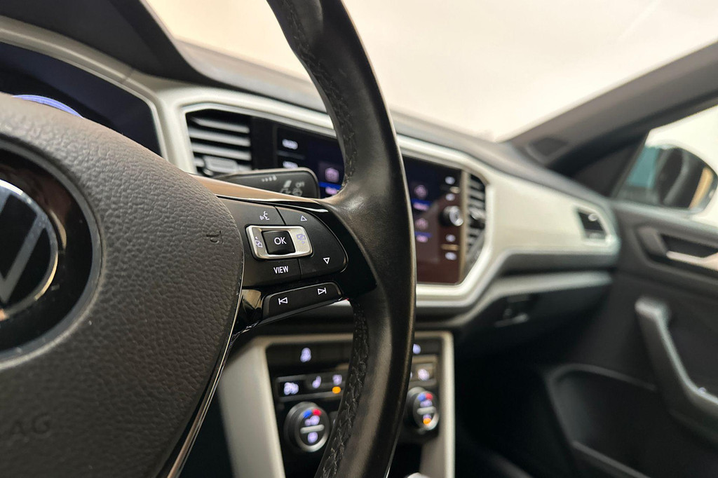 Volkswagen T-Roc Cabrio (J307XB) met abonnement