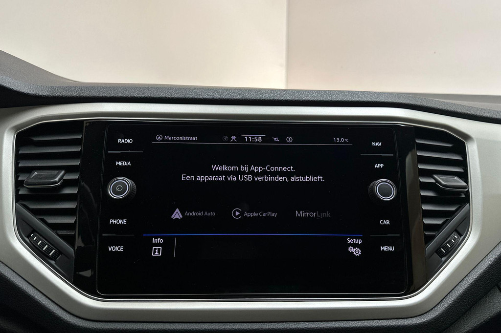 Volkswagen T-Roc Cabrio (J307XB) met abonnement