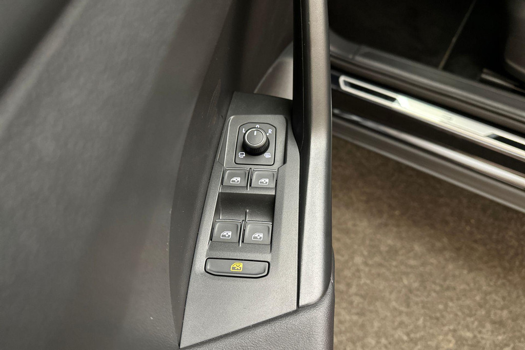 Volkswagen T-Cross (KFD39J) met abonnement