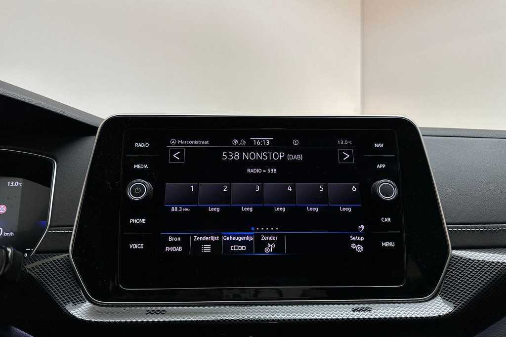 Volkswagen T-Cross (KFD39J) met abonnement