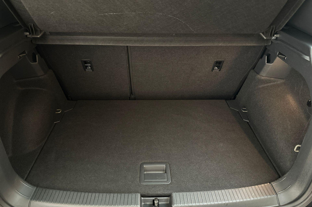 Volkswagen T-Cross (KFD39J) met abonnement