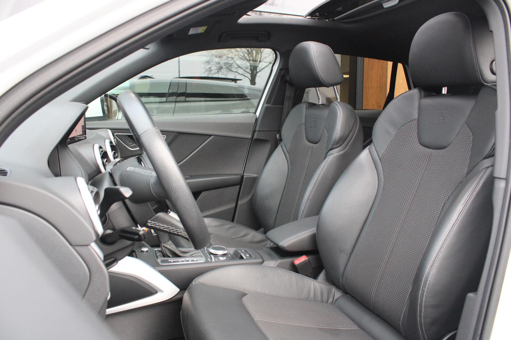 Audi Q2 (L067KP) met abonnement