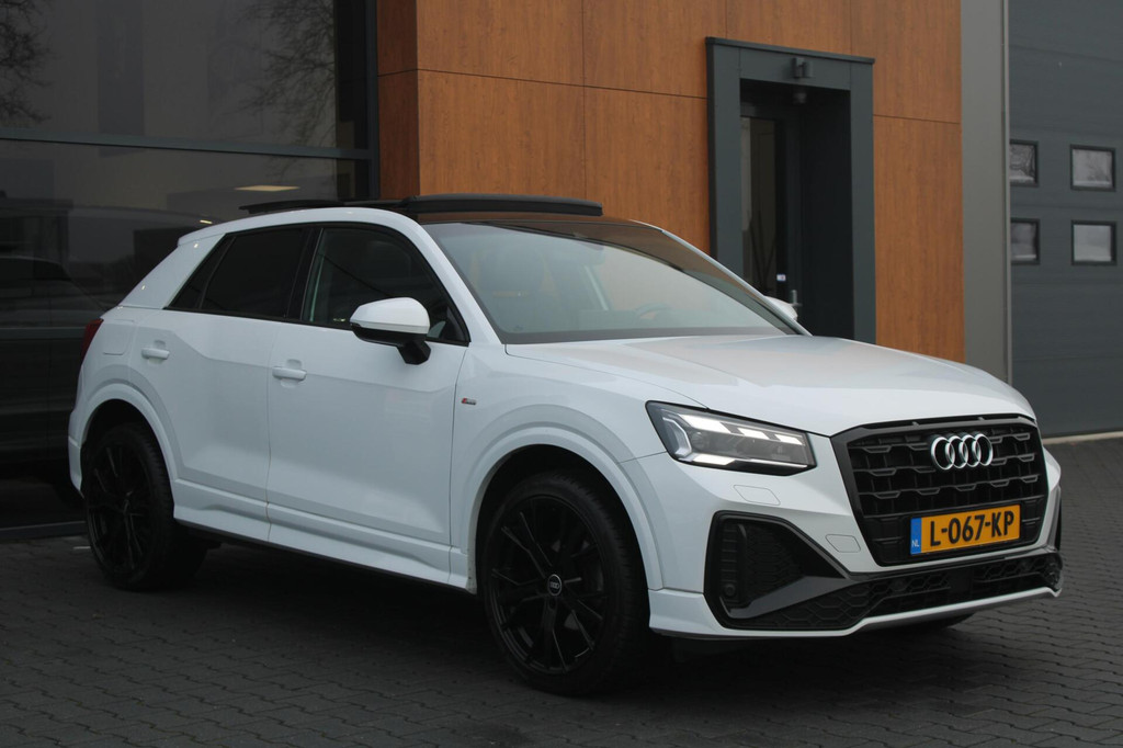 Audi Q2 (L067KP) met abonnement