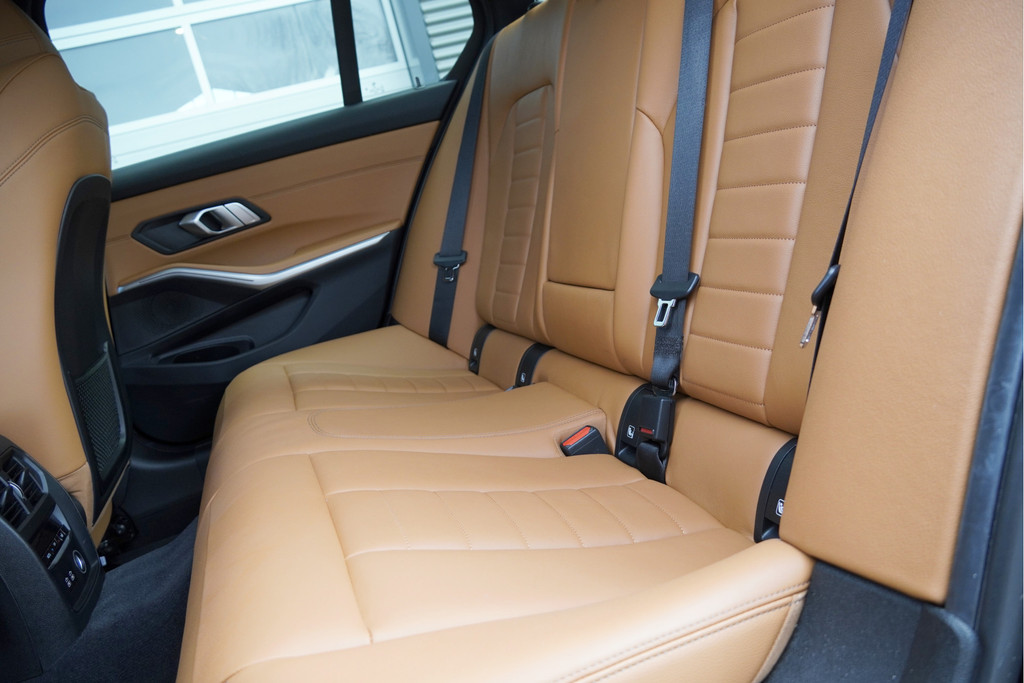 BMW 3 Serie (H655KB) met abonnement