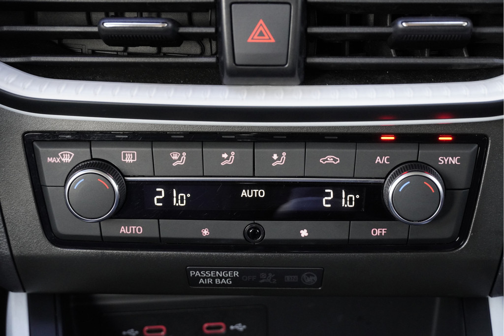 Seat Arona (S219JL) met abonnement