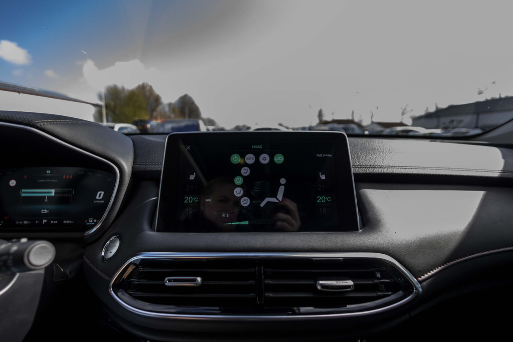 MG EHS (KBT52P) met abonnement