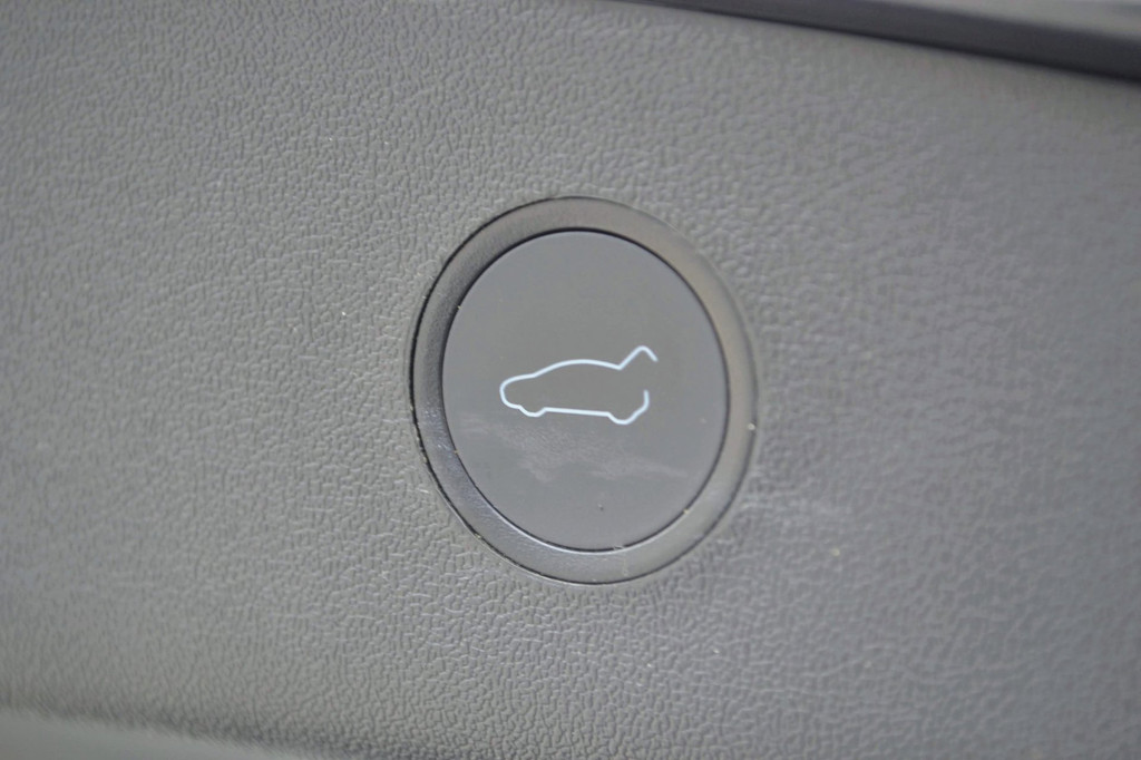 Tesla Model 3 AWD (K959KN) met abonnement