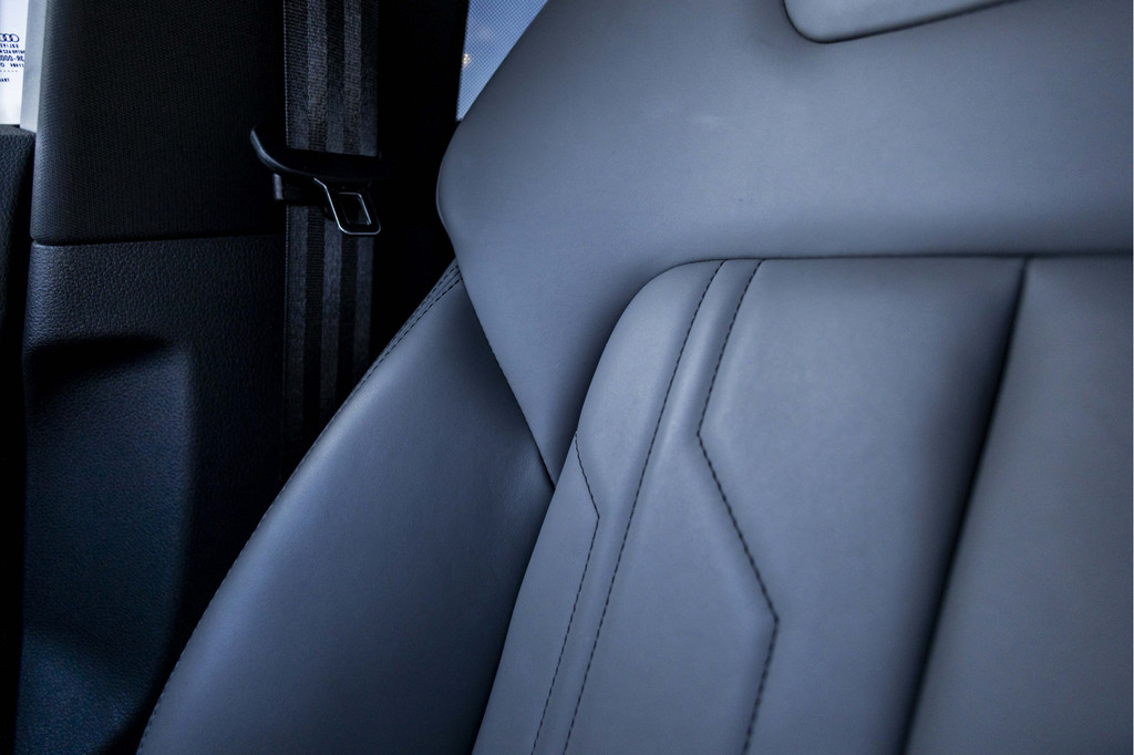 Audi e-tron (P815GD) met abonnement